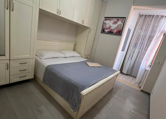 Art_apartment Apartment